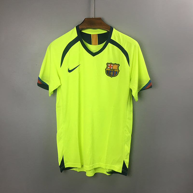 05/06 Barcelona Retro Away