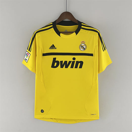 11/12 Retro Real Madrid Goalkeeper Yellow