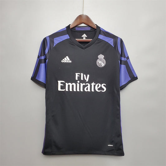 16/17 Retro Real Madrid Third Away