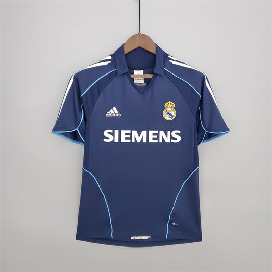 05/06 Retro Real Madrid Away